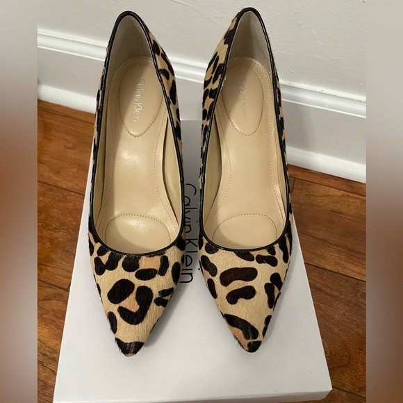 Calvin Klein Nadine 3 Leopard Brown heels Size 7 - Picture 6 of 6